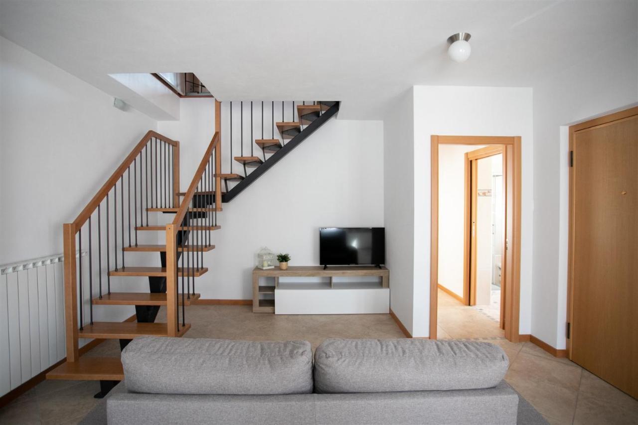 Iseolakerental - Appartamento Iris Solto Collina Exteriör bild